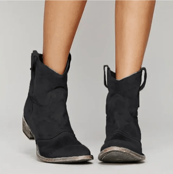 Melba - Orthopedic Boots